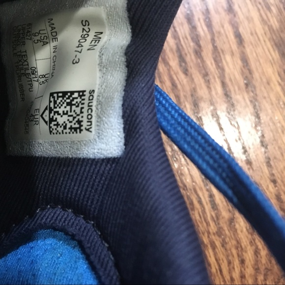 Blue track spikes - Picture 2 of 2